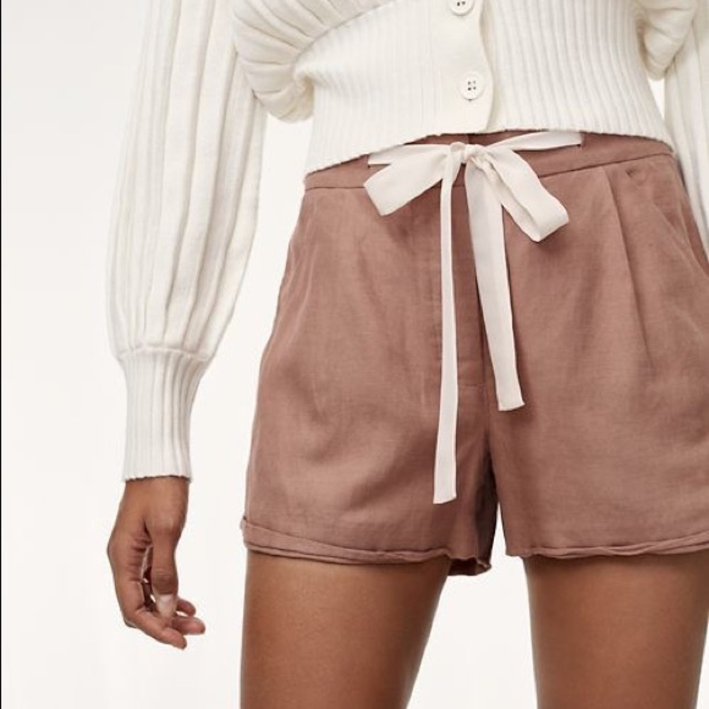 Aritzia: Wilfred Shorts